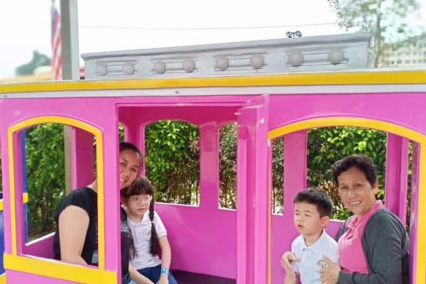 Lawatan EIP · 99 Wonderland Park